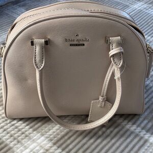 Kate Spade Small Pearl - pebble